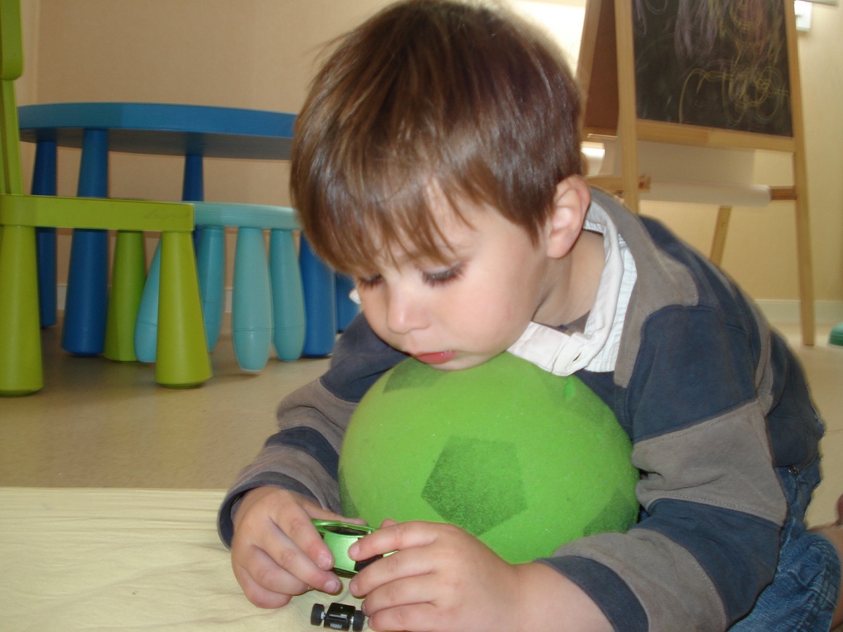 Un enfant atteint d'autisme